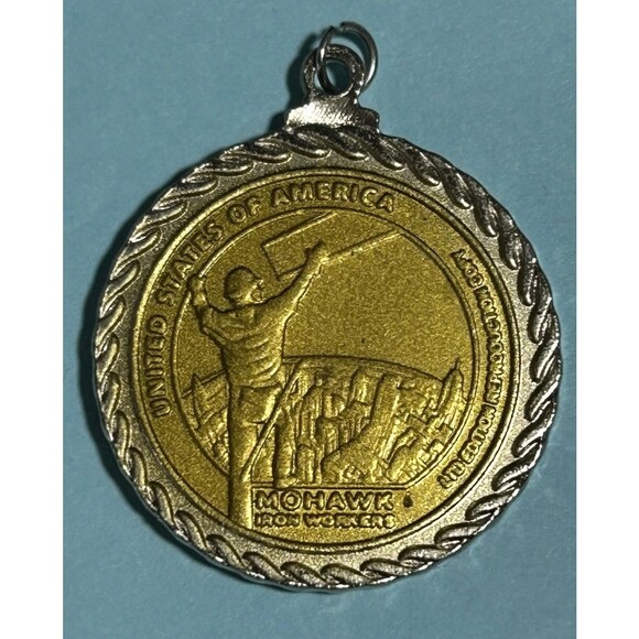 2015 -Sacagawea ,Mohawk Iron Workers Medal, Gold Tone Ltd Ed. - Picture 2 of 2